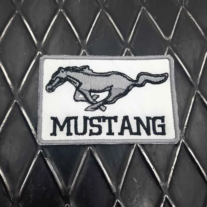Mustang Logo